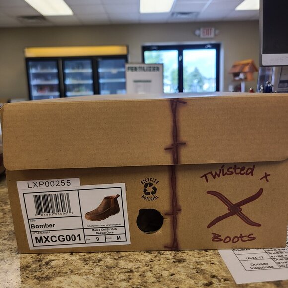 Twisted X Cellstretch Bomber - 9M - Picture 6 of 6